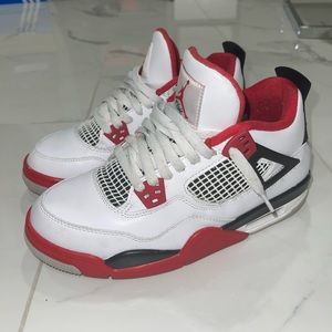 Jordan 4 Retro Fire Red